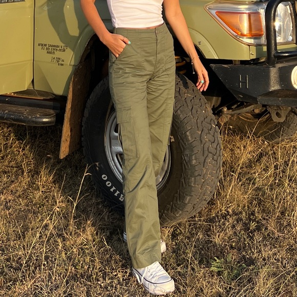 Abercrombie Cargo Pants - Picture 2 of 4